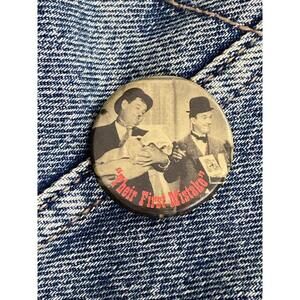 Laurel & Hardy Roach Studios Button Badge Pin Pinback Vintage Retro Movie #302